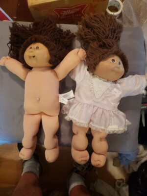2 Vintage 1985 Cabbage Patch Kids Doll