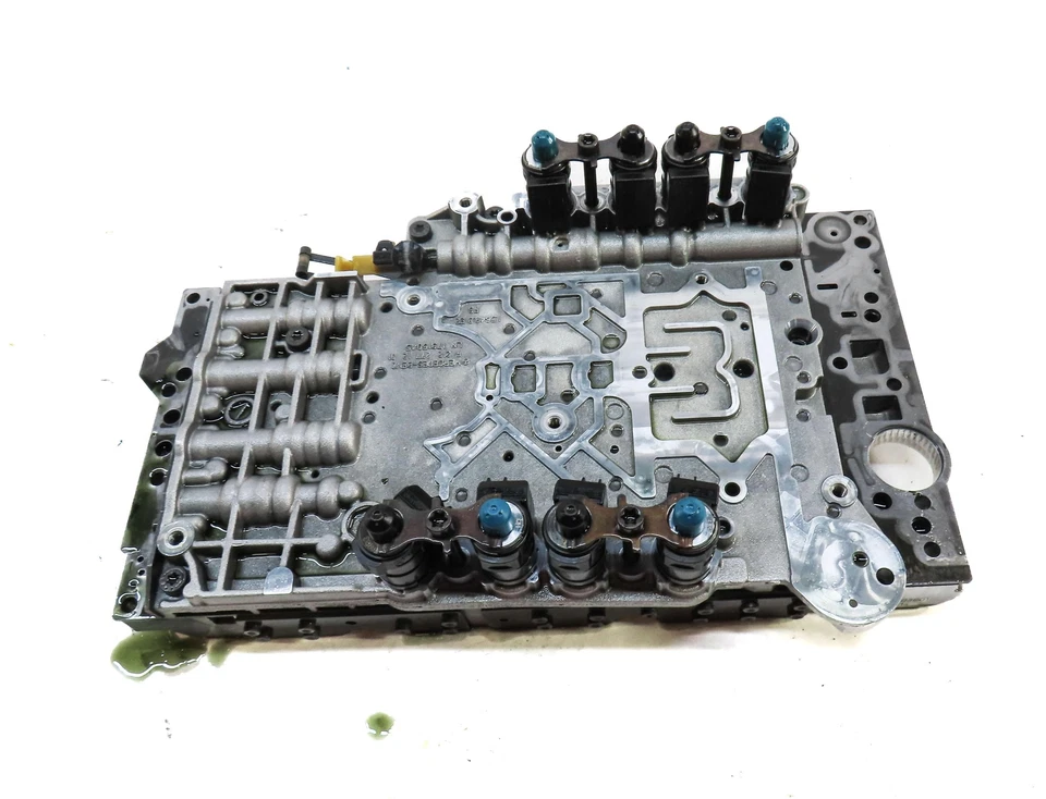 CUERPO VÁLVULA TRANSMISIÓN MERCEDES C E S GL ML (W205 W212 W166 W222 X166) 15-20 Foto 2 de 4