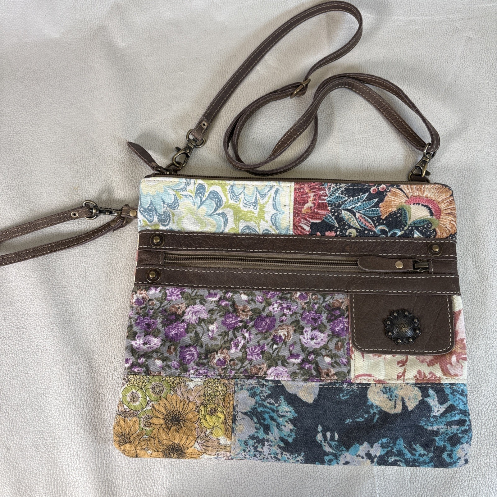 Myra Bag Patchwork Boho Canvas Patchwork Crossbod… - image 1