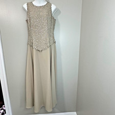 J KARA Beaded Gown  Chiffon Women Size 8 Dress SLEEVELESS DRESS