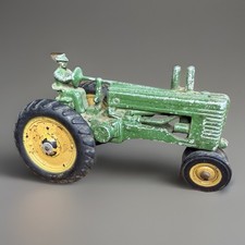Vintage ERTL 1940'S JOHN DEERE MODEL A Toy Tractor 1/16 Diecast Aluminum Rubber