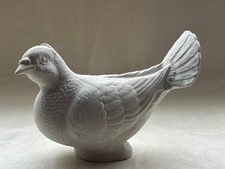 Taube in matten Porzellan