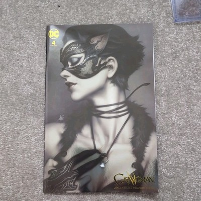 Catwoman #4 Stanley Lau Artgerm DC Boutique Rare Gold Foil Variant Sealed 2018 