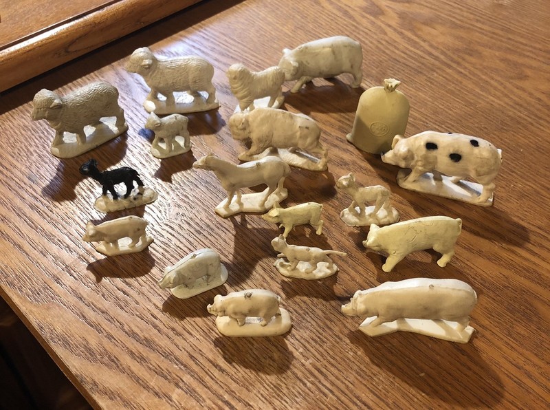17 Vintage Play Set Farm Animals Lot 