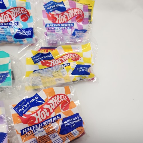 1992 McDonalds 7 of 8 Hot Wheels Racing Series Happy Meal Toys Set [No White Car - Picture 4 of 6
