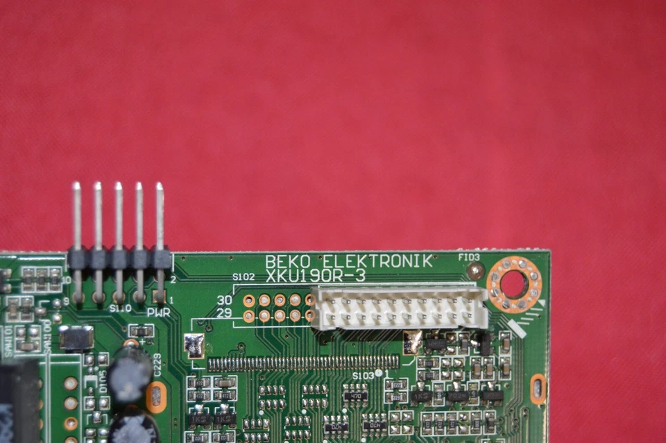 XKU190R-3 SCHEDA MADRE MAINBOARD PER TV BEKO BKL-15LW-L05B Foto 3 de 4