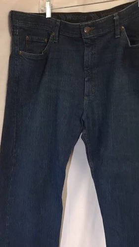Wrangler Men's Blue Jeans Regular Fit Denim 40x30 - Video 1 of 1