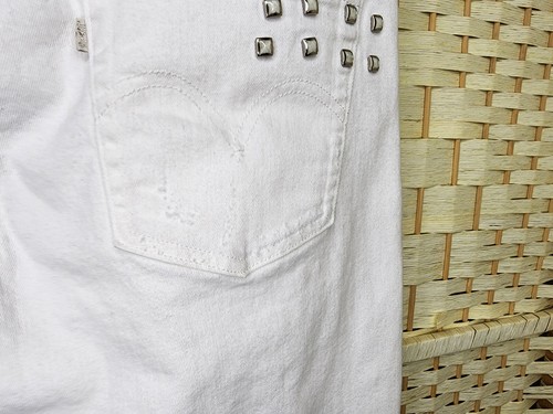 Levi's Womens Boyfriend Jeans Skinny White Denim Embellished 30/32 - Picture 8 of 10