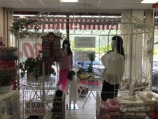 Gazebo in ferro battuto ovale bianco 