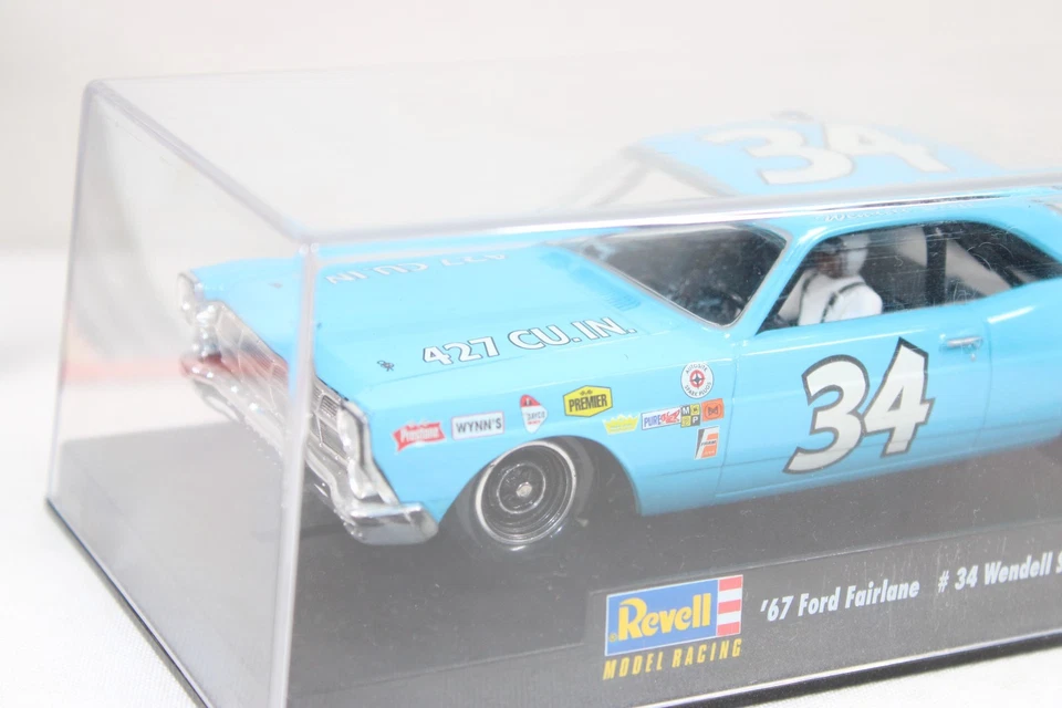 WENDELL SCOTT 1967 REVELL MONOGRAM #34 FORD FAIRLANE 1/32 SLOT CAR 85-482 XRARE! - Image 3 of 4
