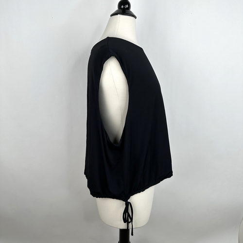 Blusa corta Banana Republic tejida crepé dobladillo burbuja XXL 20 NUEVA CON ETIQUETAS negra lazo cintura - Imagen 9 de 10