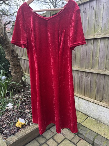 DAY MEETS NIGHT UK 18 EU 44 Midi Dress Red Stretch Crushed Velvet Short Sleeves - Picture 1 of 13