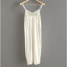 Vintage Wonder Maid Non-Cling Lace Slip Dress Ivory Nylon Coquette Size 38 S