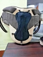 All Purpose Treeless Freemax Synthetic Saddle with Extra Pad Size 15".