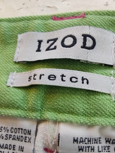 Izod Woman's White Denim Bermuda Shorts Size 16 Stretch Red Stitching 5 Pockets - Picture 8 of 10