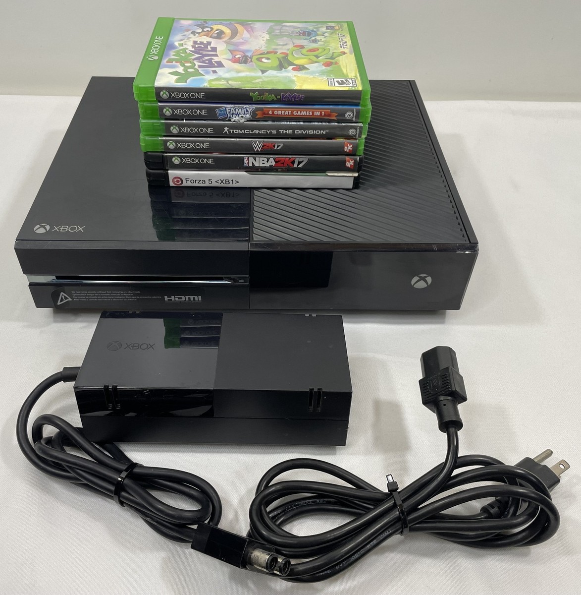 Microsoft Xbox One 500GB Console 1540 Bundle w/ 6 Games Tested Lot