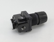 Arrow Pneumatics R352-125 Standard Air Regulator 300PSIG - NEW Surplus!