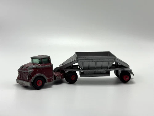 1960s Vintage Matchbox Lesney Major Pack No. M4 Fruehauf Hopper Train England