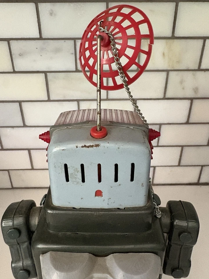 1960s Japanese Alps (Shoji) Television Spacemen Tin Robot - Image 4 of 4