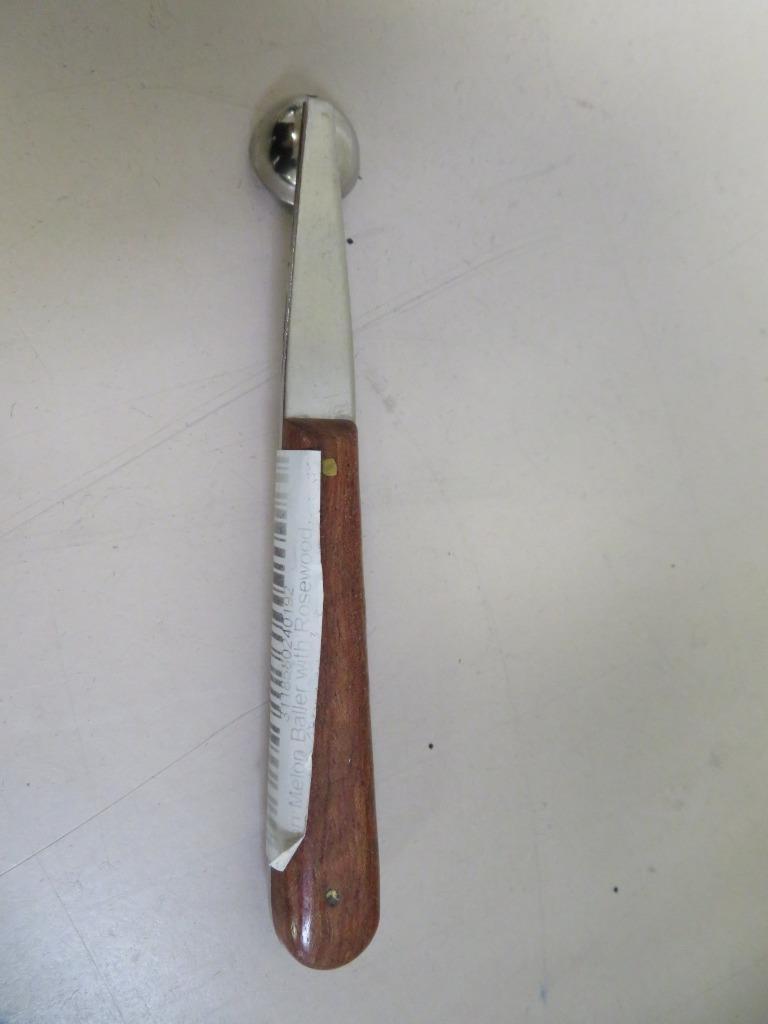 Deglon Inox-France Melon Baller Metal Scooper with Rosewood Handle 28mm