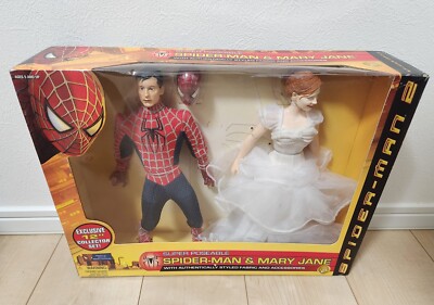 激レア　TOYBIZ スパイダーマン２ フィギュア トイビズ製　メリージェーン Toybiz Spider-man 2 Mary Jane Super Poseable 12 Inch 2 Pack