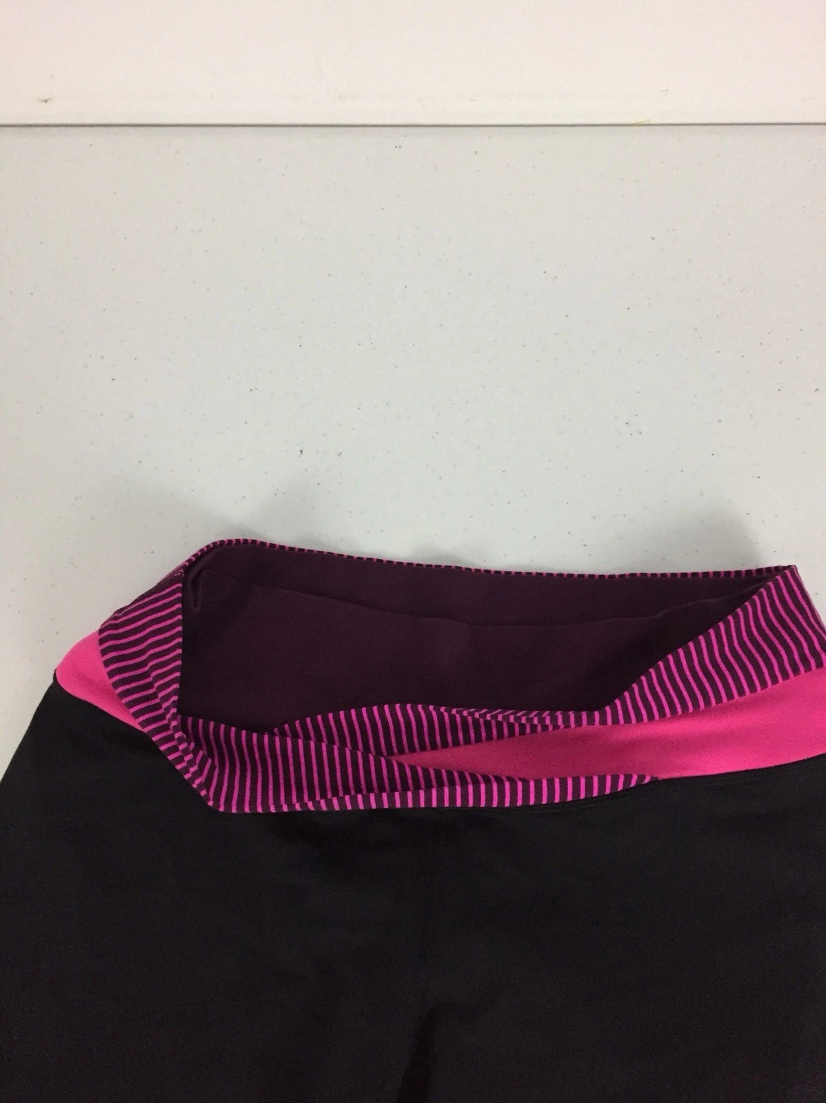 lululemon capri zip pocket loose rare pants
