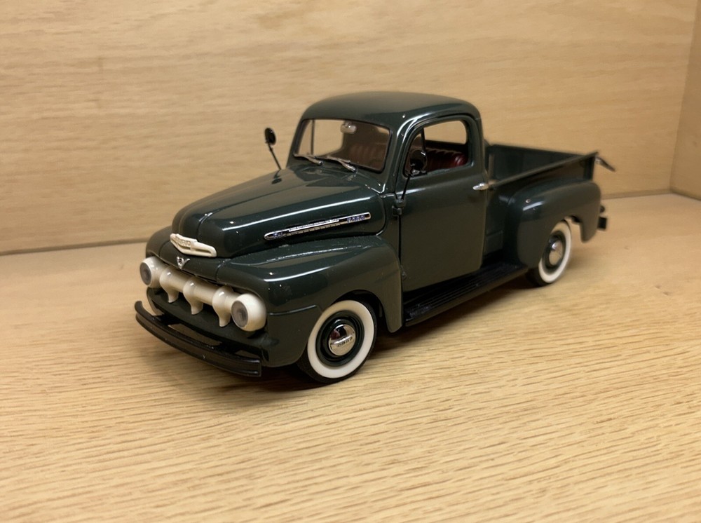Danbury Mint 1:24 1951 Ford F-1 Pickup Green