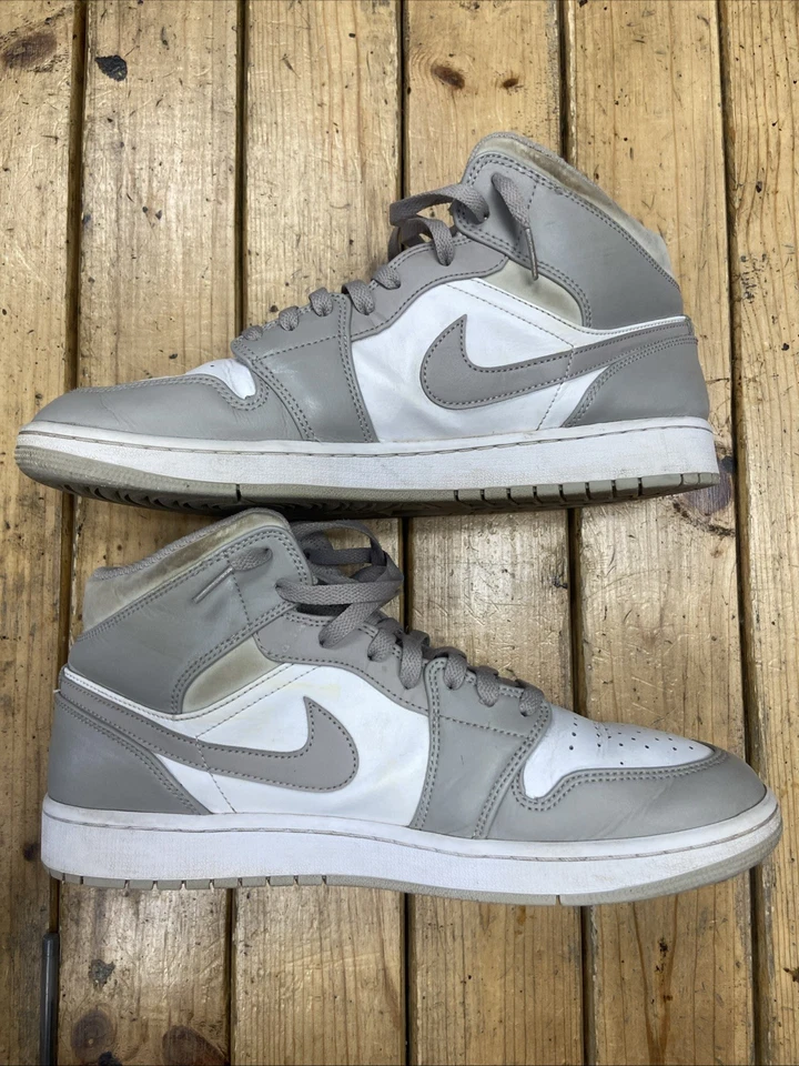 Talla 12 - Air Jordan 1 Mid College Gris Foto 3 de 4