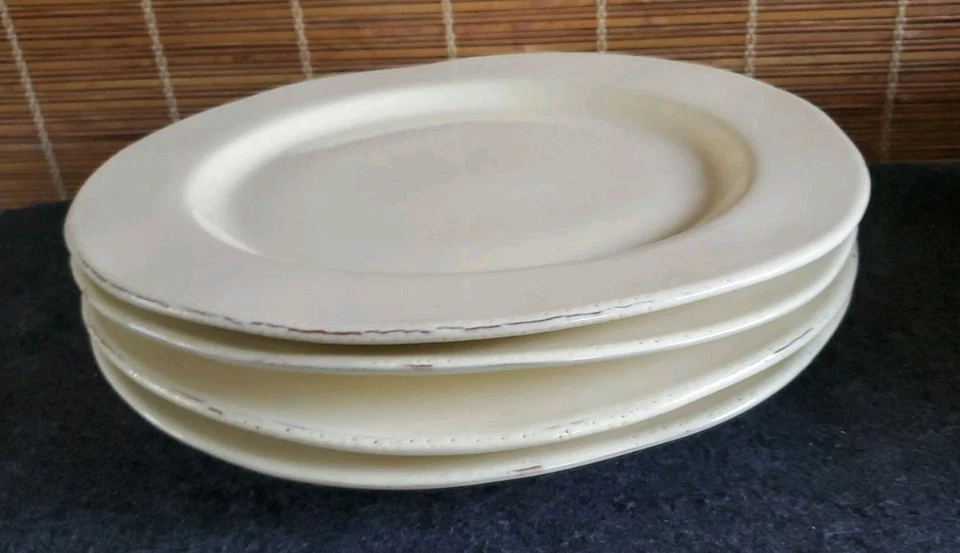 Vietri Fresca Crema (4) Service Plates Chargers 12in and (1) Serving Bowl - Image 2 of 4