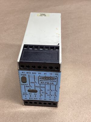 Banner AT-FM-2A Safety Relay 24v-ac/dc #268k98
