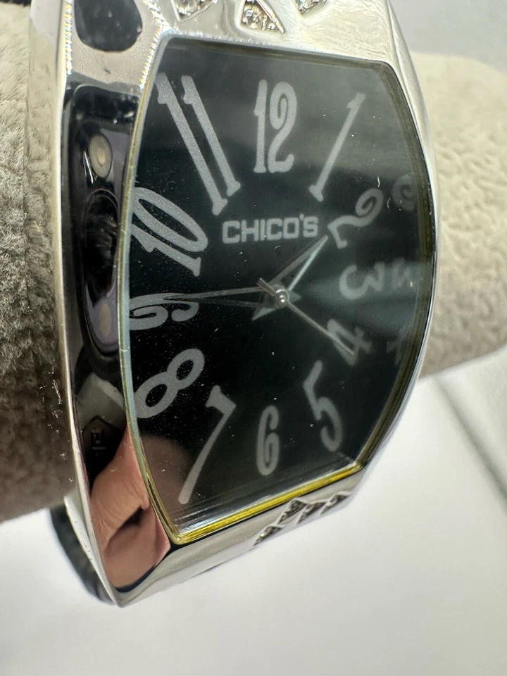 Reloj Chico's Mujer Brazalete Brazalete Batería Nueva Banda Negra 30MM 6.5" U Foto 3 de 4