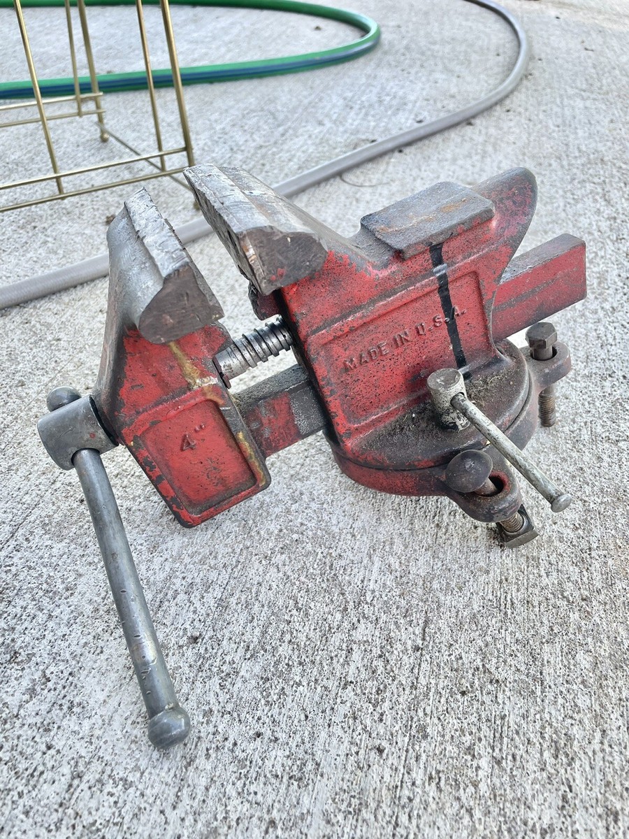 Vintage Columbian Bench Vise 4
