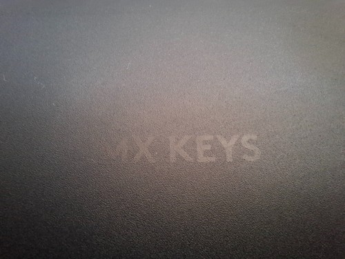 teclado logitech mx keys en español. conexion inalambrica con 3 disositivos - Photo 3/3