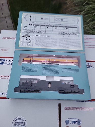Proto 2000 8711 HO Scale Florida East Coast E8/E9 Diesellok #1035 LN/Box | Zustand: New