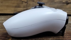 Sony PlayStation Portable (CFI-Y1001) w/ Carrying Case