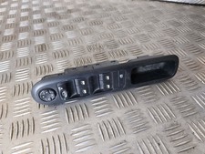 Lève vitre Peugeot 3008