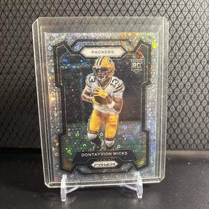 2023 Panini Prizm Dontayvion Wicks Rookies No Huddle Silver Disco Prizm RC #333