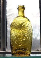 Clasped Hands & Eagle Historical flask 1/2 pint Great color (DAMAGE)