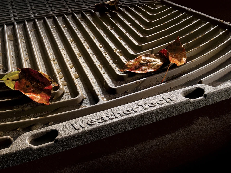 Tapetes de assoalho WeatherTech para todas as condições climáticas para W287TN - 1ª fileira bronzeado - Imagem 3 de 4