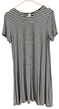 Old Navy Women's Size Medium Short Sleeve Knit Swing Dress Black/White Stripe