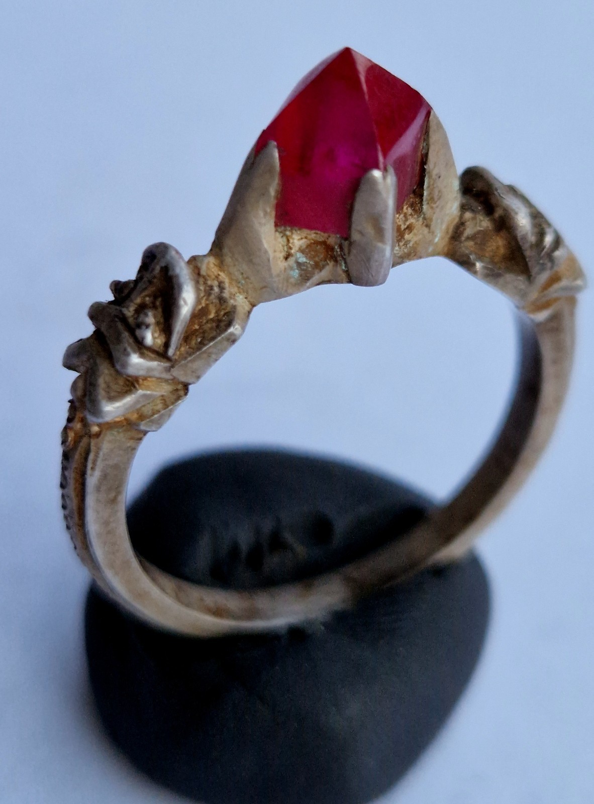 Rare Solid Silver Ring with Ruby & Garnet – Pyram… - image 20