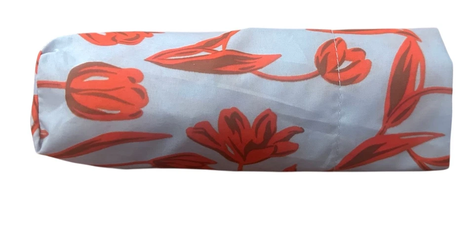 Vera Bradley Mini Paraguas Tulipán Flotante - Rojo - Azul - Flores Correa Cubierta Foto 2 de 2