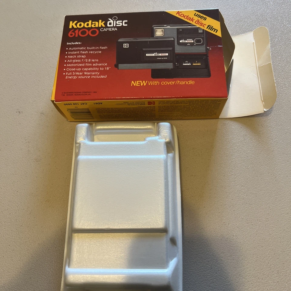 VINTAGE KODAK DISC 6100 CAMERA Close-Up Lens  New In Box! Never Used! - Image 3 of 4