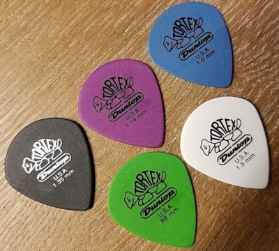  Dunlop Tortex Jazz III XL  5 Picks .88,1.0,1.14,1.35,1.5mm