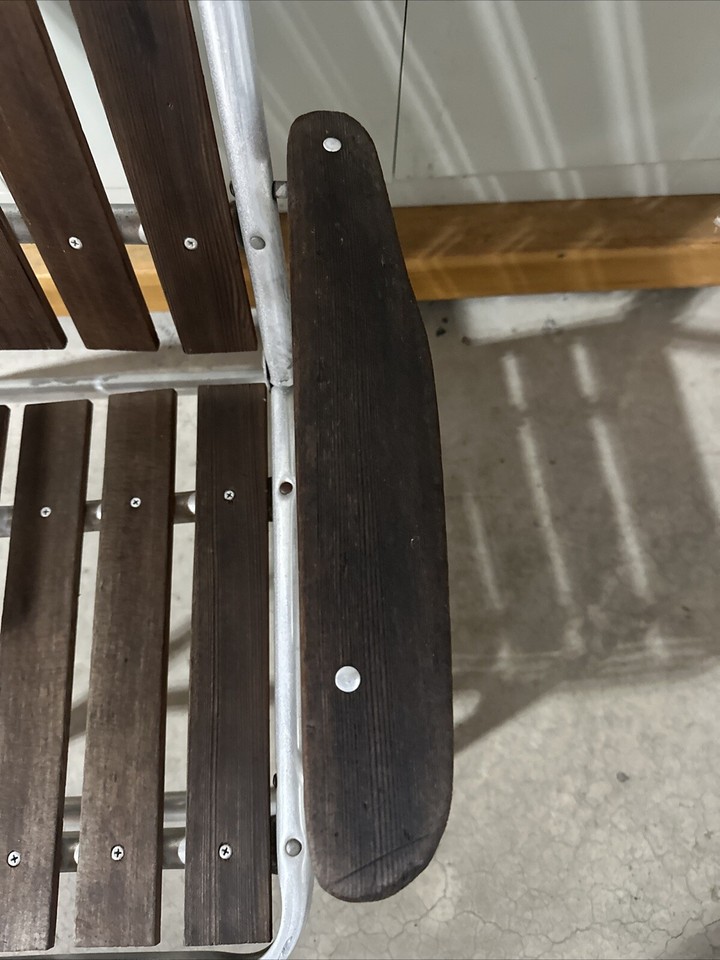 Vintage Red Wood 6 Slat Lawn Chair Aluminum Folding Lawn Deck Patio