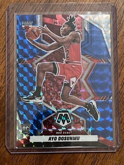 2021-22 Panini Mosaic AYO DOSUNMU RC NBA Debut Blue Mosaic /99 #279 Bulls