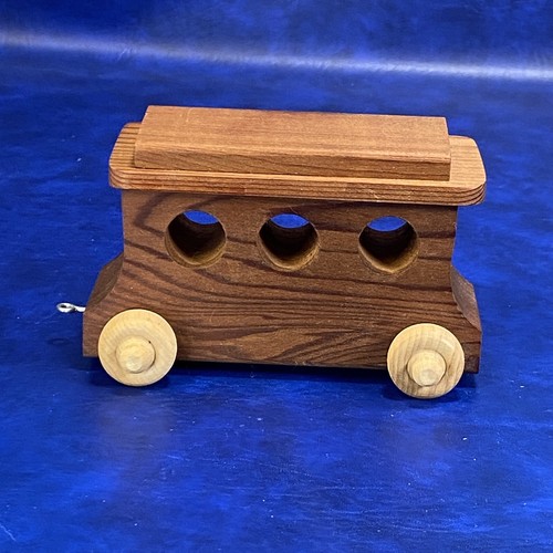 Handcrafted Homemade 5 Piece Wooden Model Train Minimalistic Simple OOAK - Picture 22 of 24