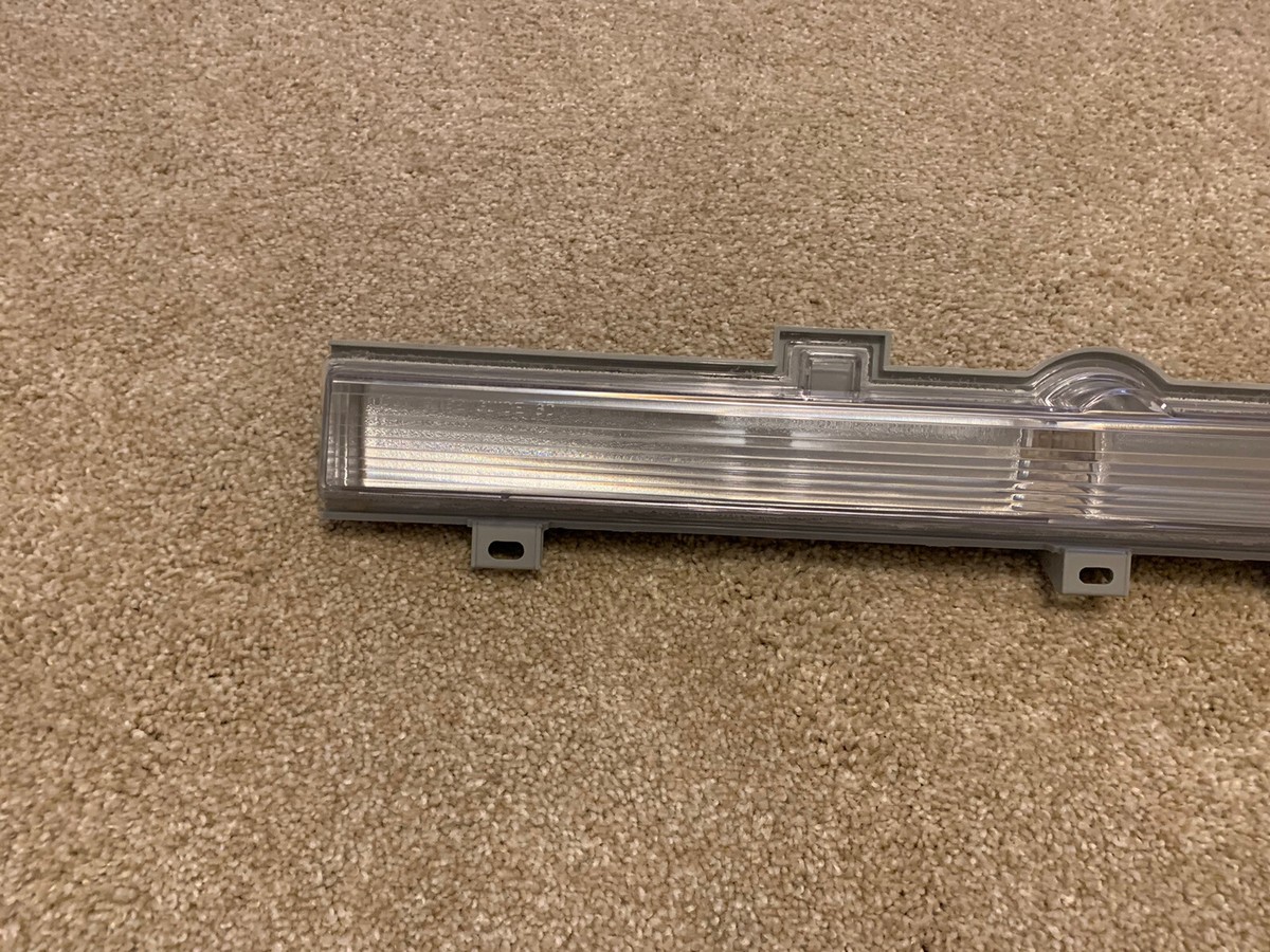 NOS 93-96 RWD Cadillac Fleetwood Brougham Rear Reverse Light Back