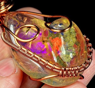 Ciondolo avvolto in filo di pepita opale cristallo africano 86 5 ct PRSB43