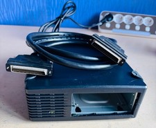 Externes SCSI LVD/SE Gehäuse 68 Pin für 3,5" Laufwerke SCSI Kabel